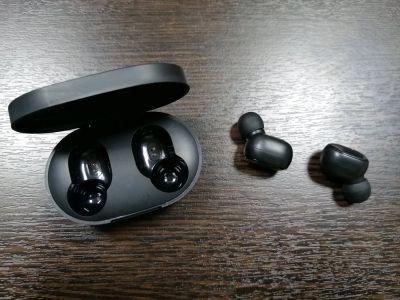 Лот: 15162120. Фото: 1. Наушники Xiaomi Redmi AirDots... Наушники, гарнитуры