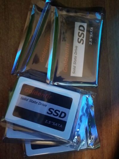 Лот: 19540376. Фото: 1. Новый SSD 512gb Goldenfir. SSD-накопители