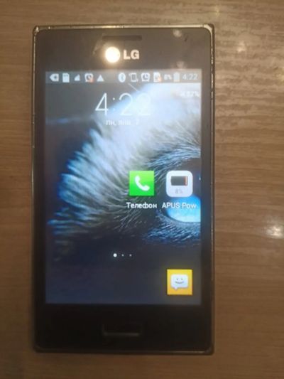 Лот: 19536488. Фото: 1. Смартфон LG Optimus L5 E612. Смартфоны