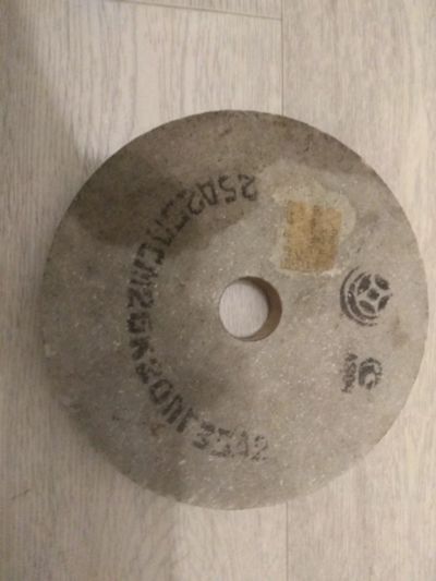 Лот: 15290206. Фото: 1. Круг шлифовальный, заточной 200... Расходные материалы, сменные насадки