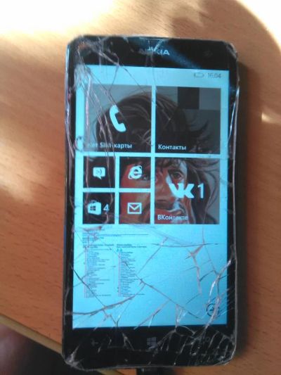 Лот: 5972725. Фото: 1. nokia lumia 625 разбита но все... Смартфоны