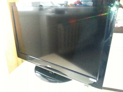 Лот: 4840920. Фото: 1. Продам телевизор LG 42LH3000 1080p... Телевизоры