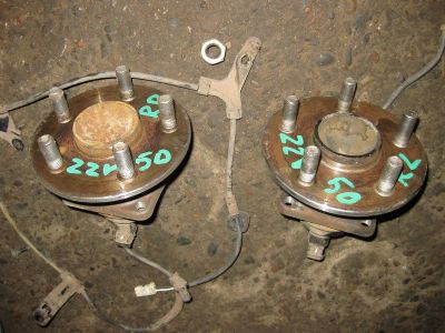 Лот: 20895388. Фото: 1. Ступица Toyota Vista ZZV50 1ZZ-FE... Кузов
