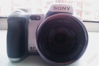 Лот: 1036425. Фото: 1. Фотоаппарат Сони DSC H50 (требует... Цифровые компактные