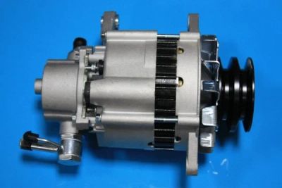 Лот: 11218242. Фото: 1. Генератор 12V 75A Nissan TD27... Электрооборудование