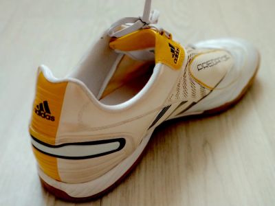Лот: 12039532. Фото: 1. Adidas Predator футбольная обувь. Кеды, кроссовки, слипоны