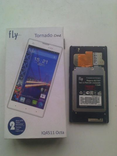 Лот: 10762418. Фото: 1. Смартфон FLY IQ4511 OctaTornado. Смартфоны