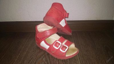 Лот: 5922664. Фото: 1. Сандалии для девочки 24р-р. Сандалии