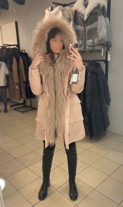 Лот: 21024193. Фото: 1. Парка Polly с мехом енота Sesso. Верхняя одежда