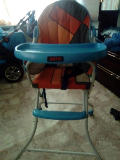 Лот: 10843719. Фото: 1. Детский стул для кормления. Стульчики для кормления
