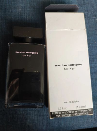 Лот: 23233524. Фото: 1. Narciso Rodriguez For Her / объём... Женская парфюмерия