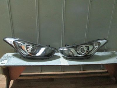 Лот: 8877049. Фото: 1. Фары Hyundai i30. Оптика и освещение