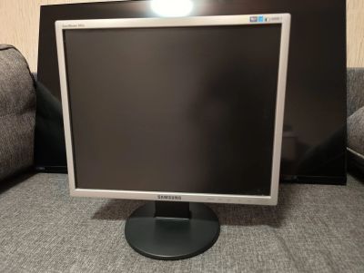 Лот: 24383796. Фото: 1. Монитор 19" Samsung 943n. ЖК-мониторы