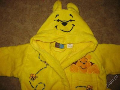 Лот: 936714. Фото: 1. Чудесный новый халатик Winnie-the-Pooh... Другое (одежда и аксессуары)