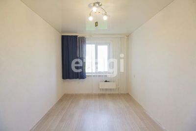 Лот: 25293205. Фото: 1. квартира , Красноярск улица Светлова... Квартиры, студии