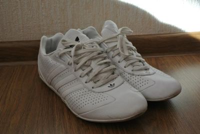 Лот: 3919822. Фото: 1. Кроссовки Adidas мужские 43 р-р. Кеды, кроссовки, слипоны