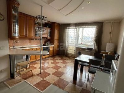 Лот: 25547183. Фото: 1. 5-комн. и более квартира , Красноярск... Квартиры, студии