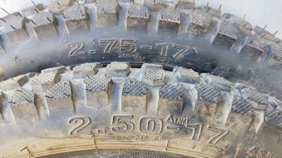 Лот: 20535609. Фото: 1. Покрышки на мопед Альфа. Запчасти