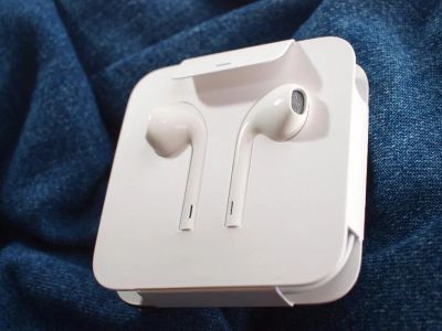 Лот: 9838796. Фото: 1. Наушники гарнитура Apple EarPods... Красноярск