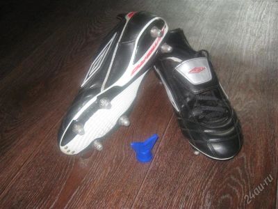 Лот: 1893818. Фото: 1. бутсы "umbro" фирменные, цена... Кеды, кроссовки, слипоны