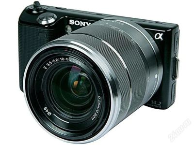 Лот: 1587386. Фото: 1. sony nex-5k black 18-55mm на гарантии... Цифровые беззеркальные со сменной оптикой