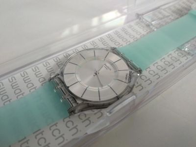Лот: 15607443. Фото: 1. Часы женские. Swatch. Оригинал... Оригинальные наручные часы