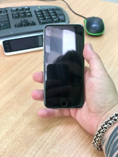 Лот: 17870924. Фото: 1. iPhone 6 16gb. Смартфоны