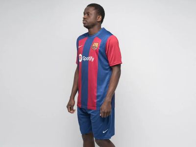 Лот: 24975424. Фото: 1. Футбольная форма Nike FC Barcelona. Форма