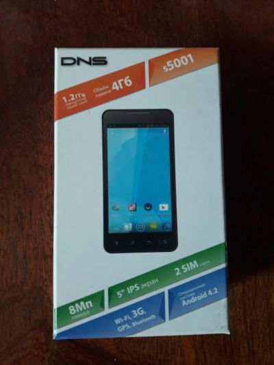 Лот: 10073668. Фото: 1. Смартфон DNS S5001 4 ГБ черный. Смартфоны