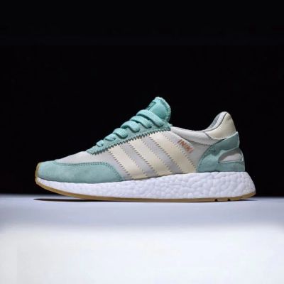 Лот: 10023178. Фото: 1. Кроссовки Nike Iniki. Кеды, кроссовки, слипоны