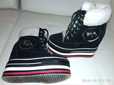 Лот: 11016967. Фото: 1. Emporio Armani , Ботинки, полуботинки... Ботинки, полуботинки