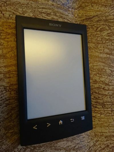 Лот: 9528606. Фото: 1. Электронная книга E-ink Sony PRS-T2... Электронные книги