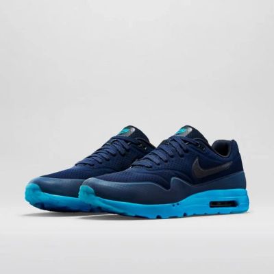 Лот: 7150891. Фото: 1. Кроссовки Nike Air Max Ultra. Кеды, кроссовки, слипоны
