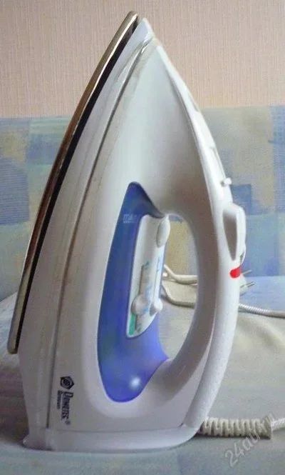 Лот: 104522. Фото: 1. утюг Domotec MS 3389. Утюги, парогенераторы, отпариватели