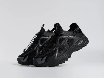 Лот: 25374663. Фото: 1. Кроссовки Mizuno Racer Trail SE. Кеды, кроссовки, слипоны