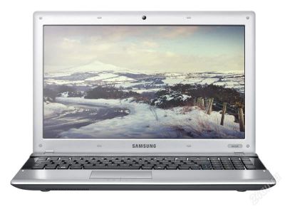Лот: 1658973. Фото: 1. Новый мощный Samsung NP-RV520-A02... Ноутбуки