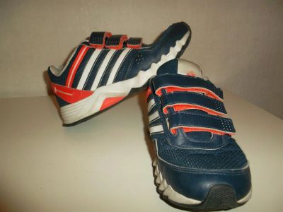 Лот: 3127355. Фото: 1. Кроссовки Adidas на мальчика. Кеды, кроссовки