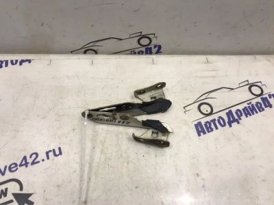 Лот: 21709819. Фото: 1. петли капота Honda Domani MB3. Двигатель и элементы двигателя