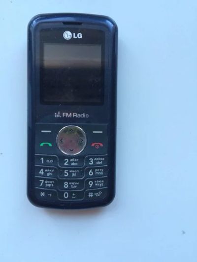 Лот: 4561178. Фото: 1. Сотовый телефон LG КР105. Кнопочные мобильные телефоны