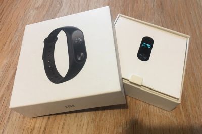 Лот: 11829067. Фото: 1. Xiaomi Mi Band 2 в идеале. Смарт-часы, фитнес-браслеты, аксессуары