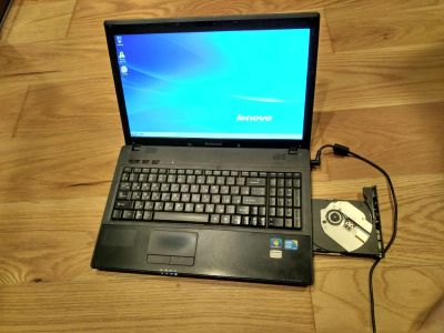 Лот: 10906110. Фото: 1. Ноутбук Lenovo 15.6", 4 Gb озу... Ноутбуки