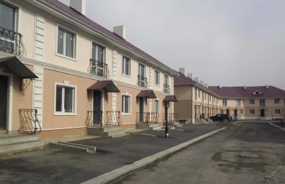 Лот: 6449160. Фото: 1. Таунхаус "Емельяновский посад... Квартиры, студии