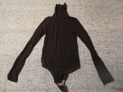 Лот: 6428123. Фото: 1. Водолазка-комбидресс Benetton... Футболки, топы и майки