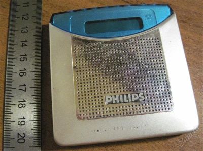 Лот: 1806045. Фото: 1. Карманный радиоприёмник Philips. Тюнеры, радиоприёмники