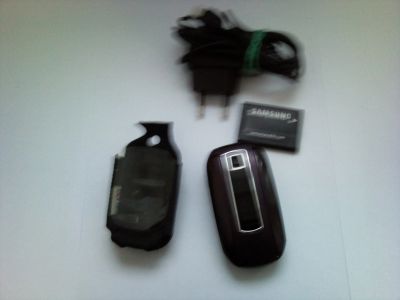 Лот: 12848349. Фото: 1. Сотовый раскладушка Samsung SGH-E570. Кнопочные мобильные телефоны