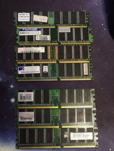 Лот: 16949661. Фото: 1. DDR1 512Mb и 256Mb. Оперативная память
