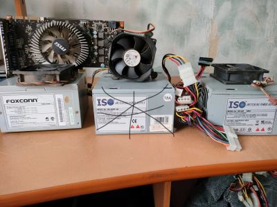 Лот: 20026270. Фото: 1. Блоки питания 2,видео карта и... Корпуса, блоки питания