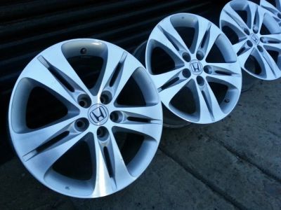 Лот: 5457920. Фото: 1. Оригинальные диски Honda Accord... Диски