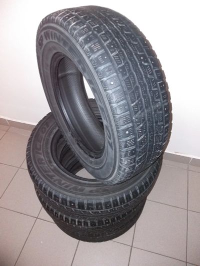 Лот: 16704950. Фото: 1. Зимние шины шипы Dunlop SP Winter... Шины