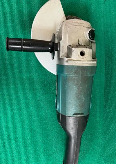 Лот: 20021203. Фото: 1. Болгарка УШМ Makita 9069 (2625Б... Электроинструмент